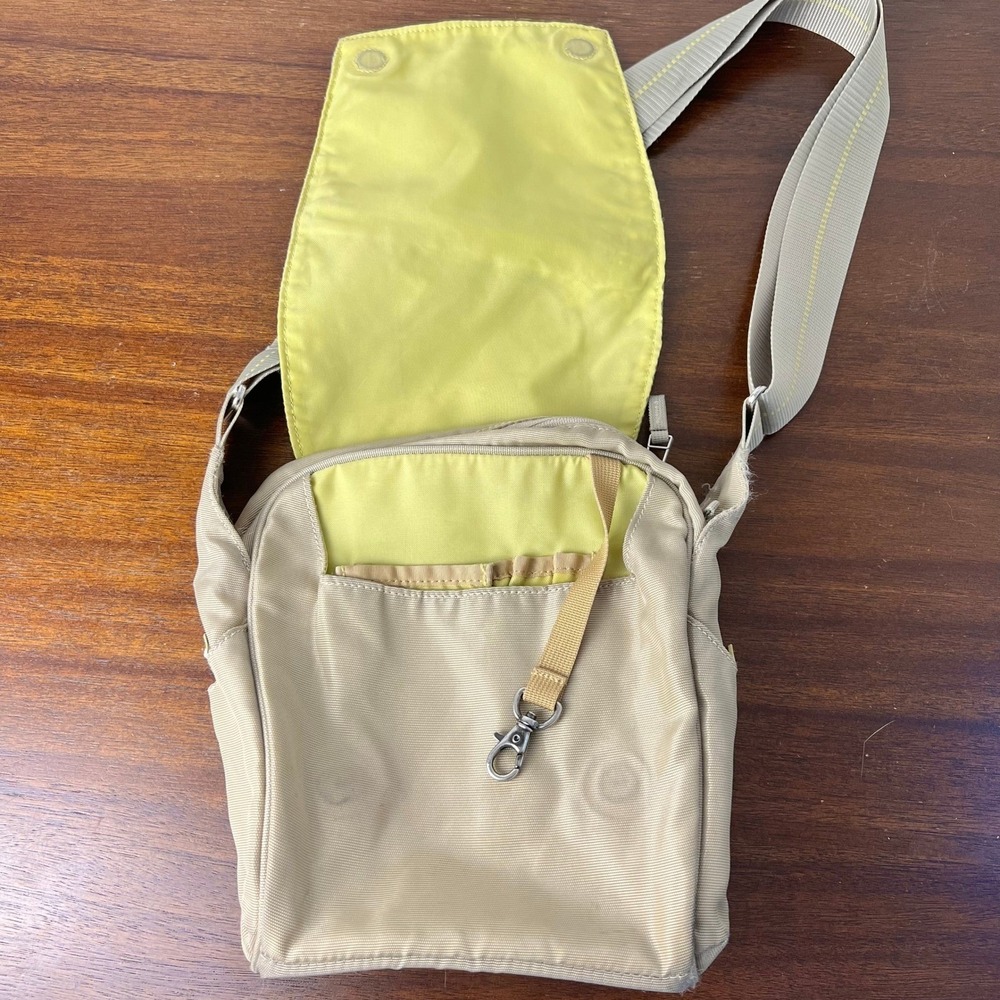 REI Cross Body Bag Satchel Medium Beige Camping Cargo Outdoors Travel Zip - Picture 2 of 14